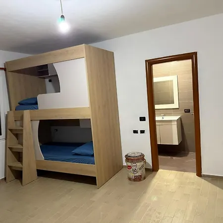 Hostal Rooftop Gallery Tirana